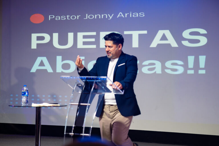 PUERTAS ABIERTAS | Pastor Jonny Arias