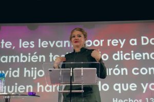 EIN GEDY | Pastora Karlita Arias